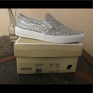 New Michael Kors glittery slide Shoes ✨💖
